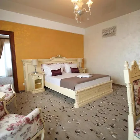 Almar Lake View Boutique H Adults Only 4*